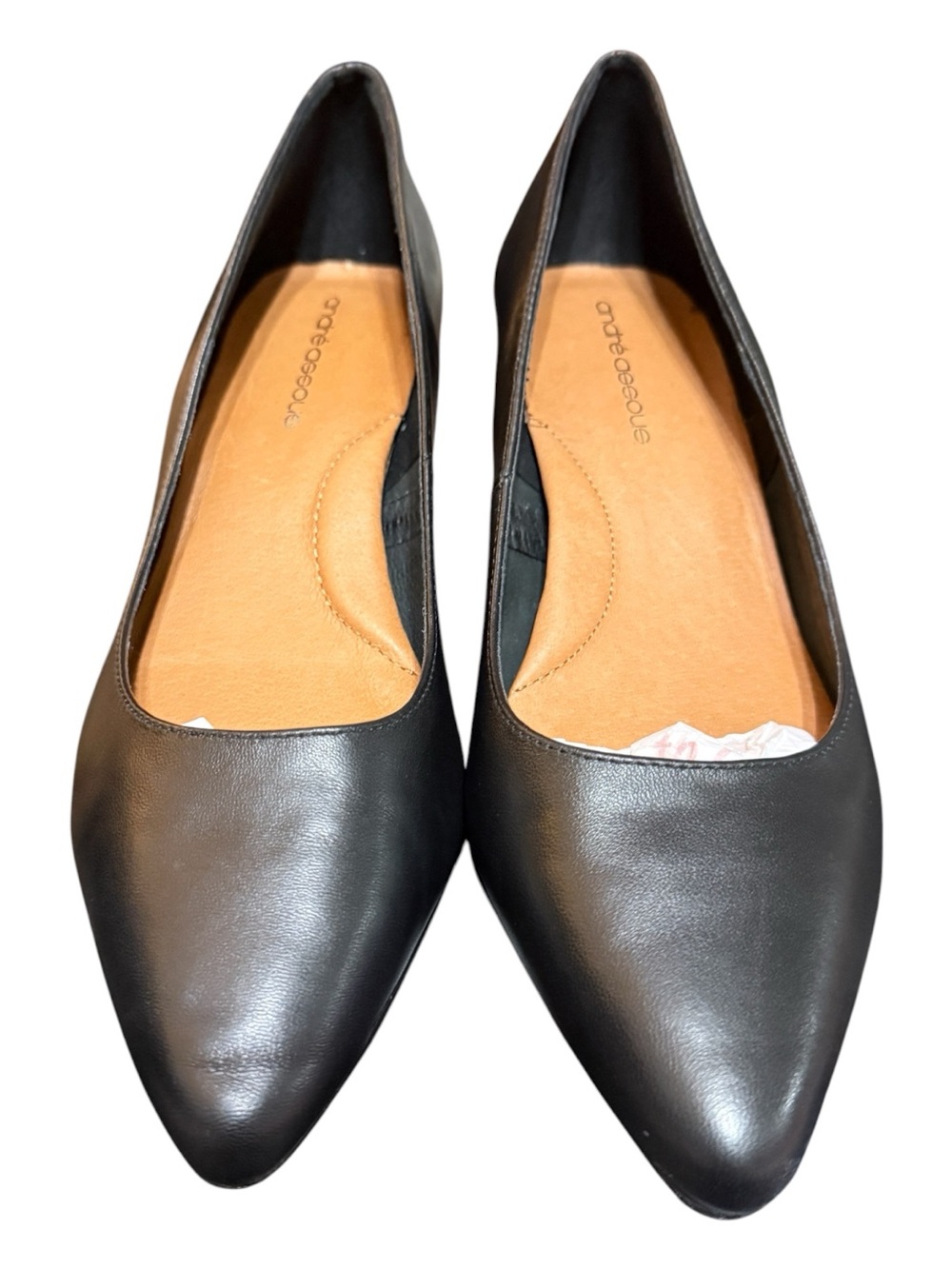 André Assous Black Leather Pointed Toe Kitten Heel Pumps Women’s 8.5 NWOB
